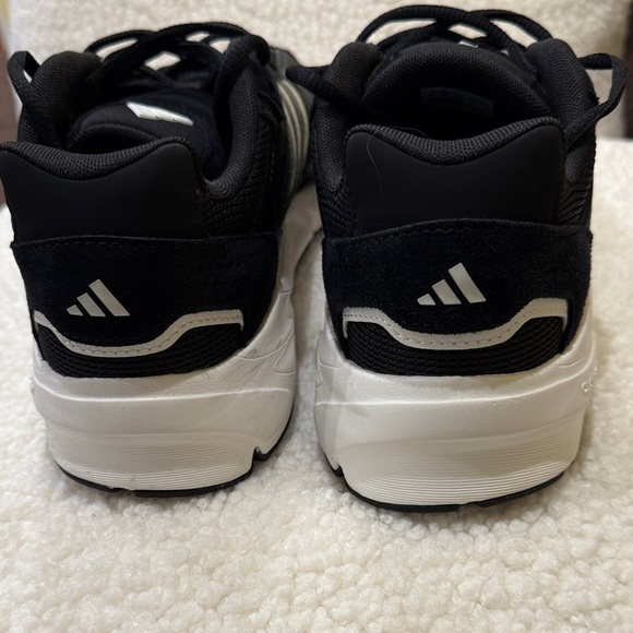 Adidas Black and White cloud foam sneakers NWOT - Picture 2 of 9